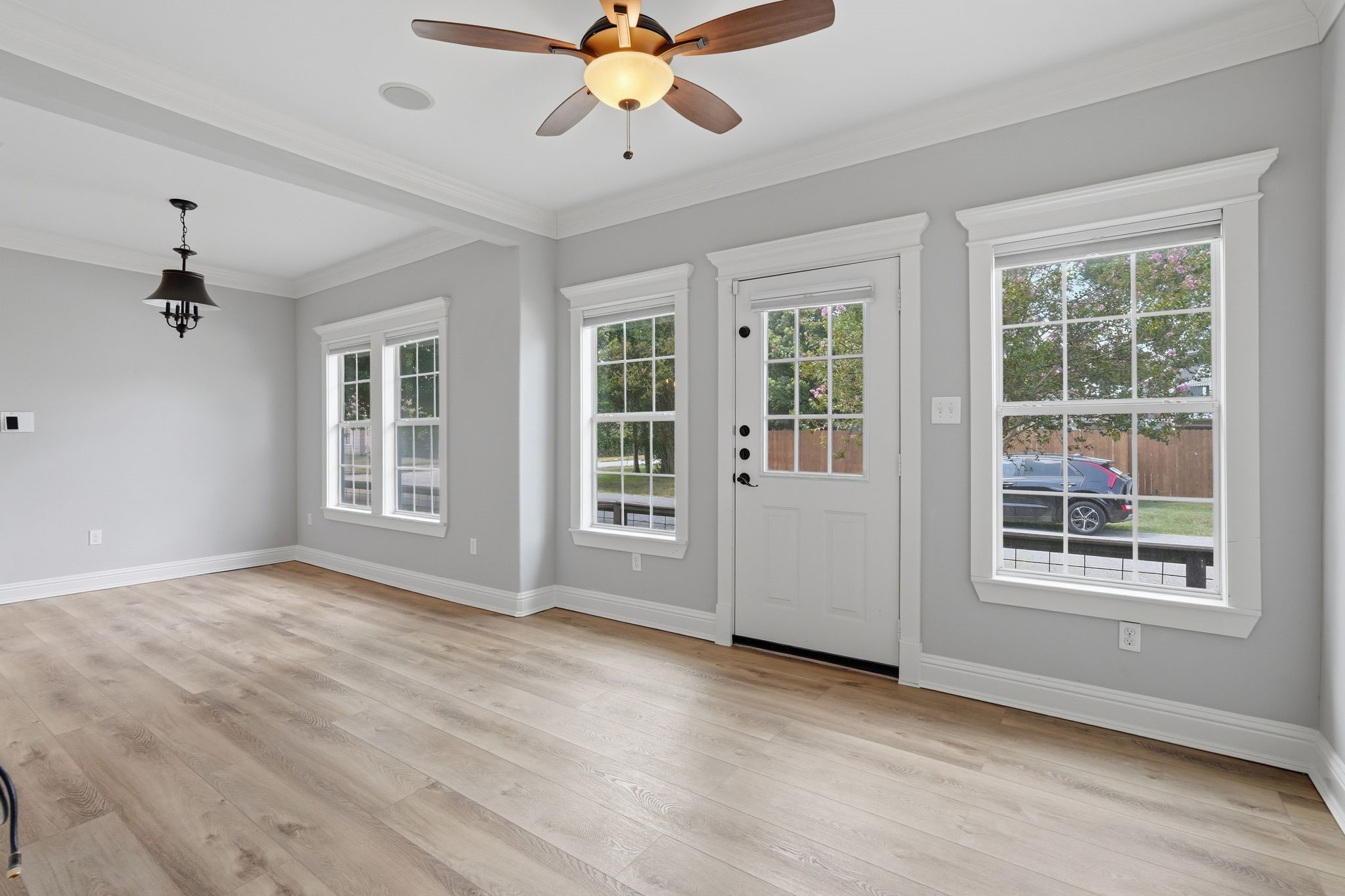 512 Enid Street Property Photo 14