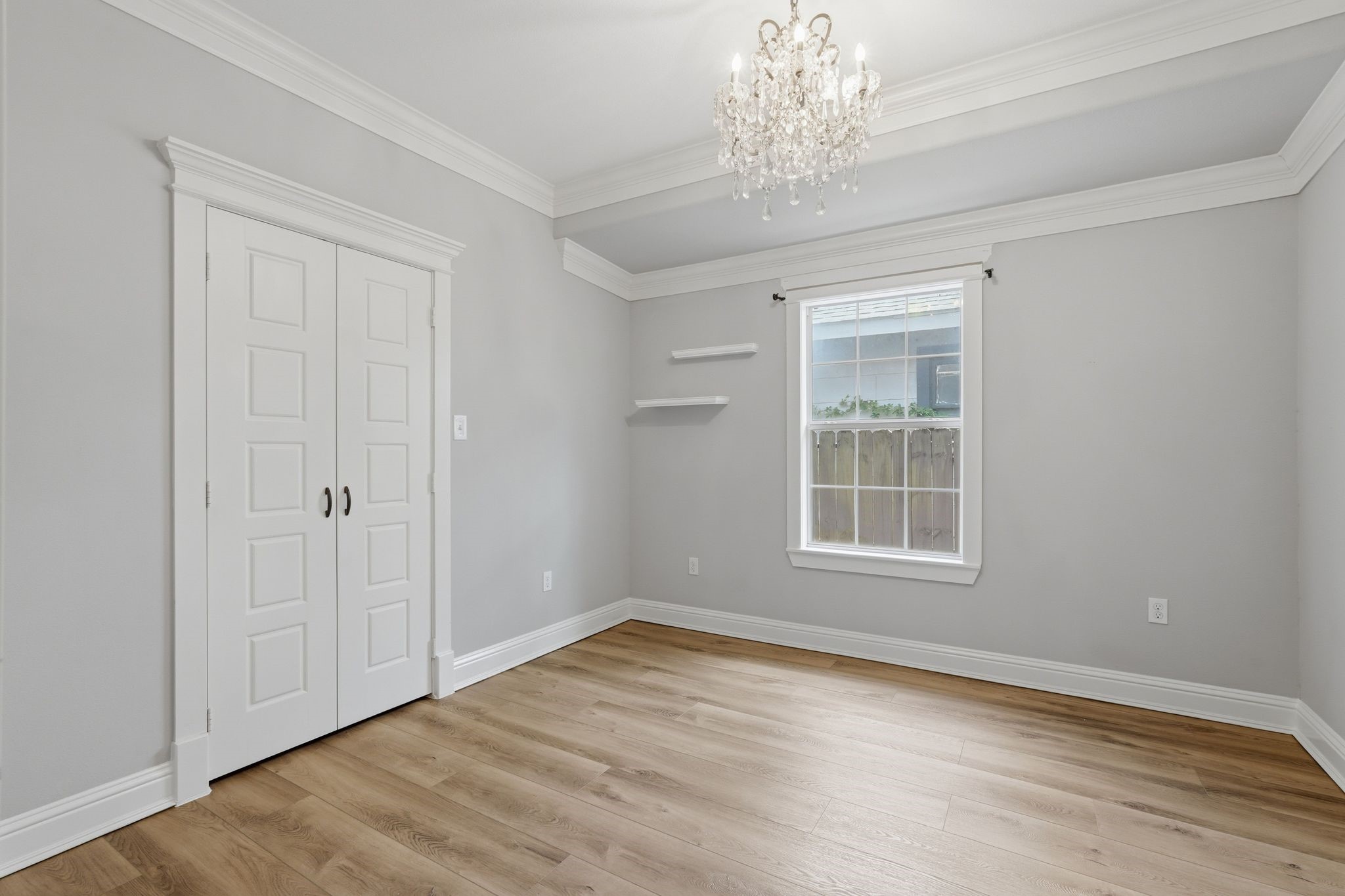 512 Enid Street Property Photo 23