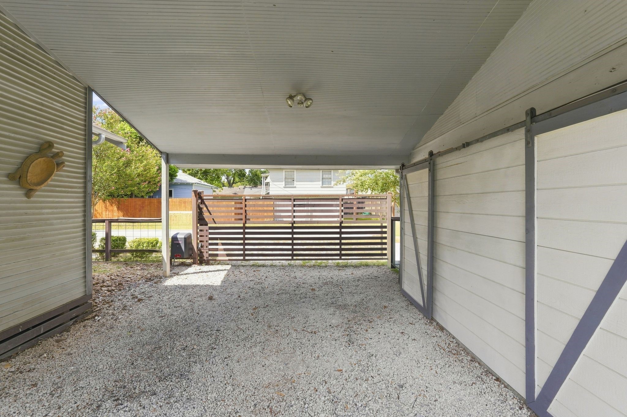 512 Enid Street Property Photo 31