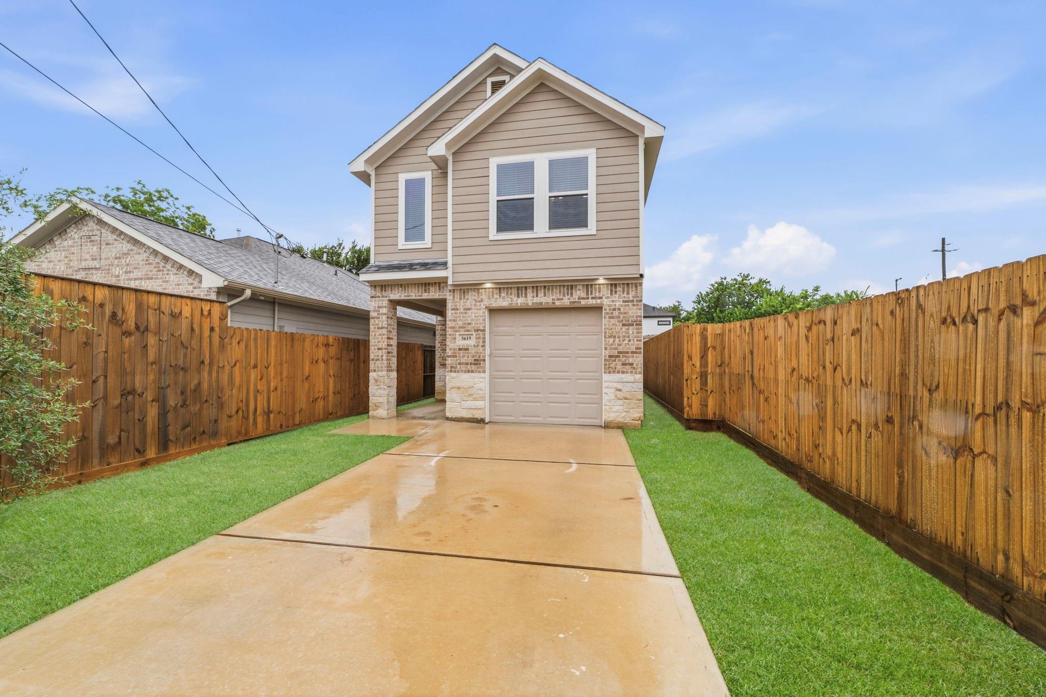 5619 Bacher St Street, Houston Tx 77028 Property Photo 1