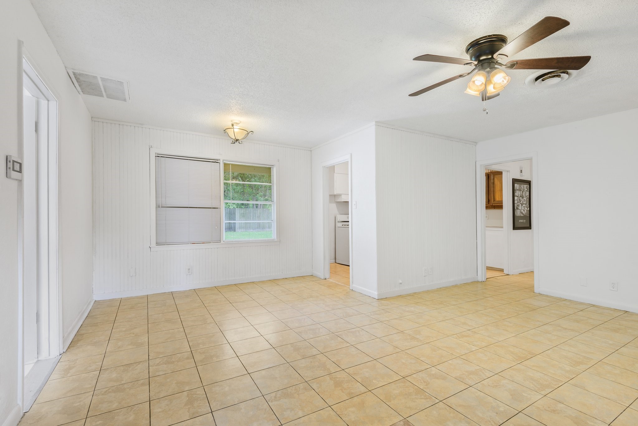 602 Roosevelt Street Property Photo 4