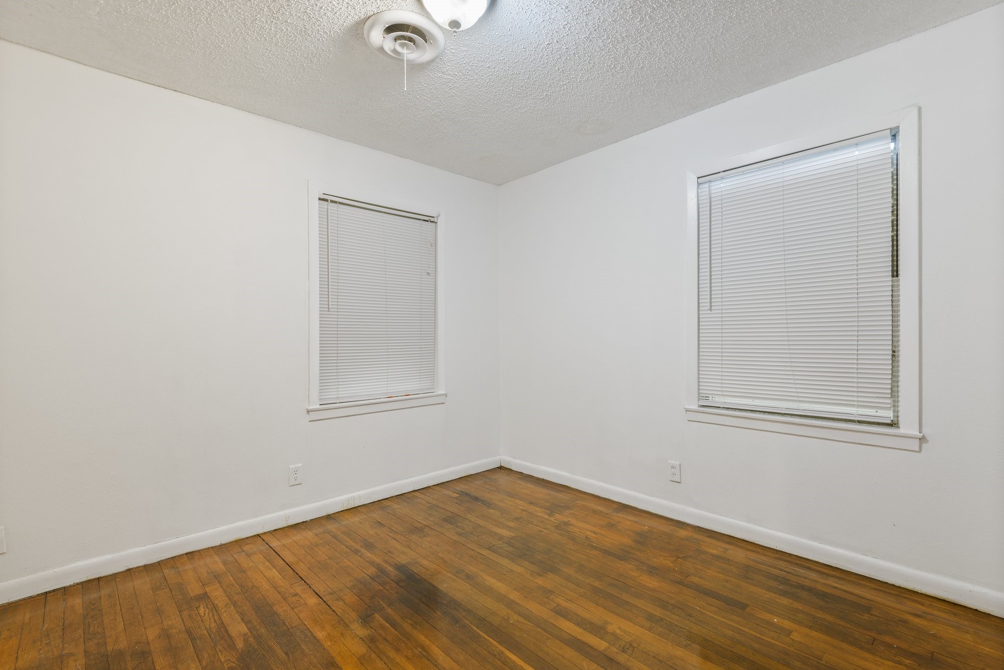 602 Roosevelt Street Property Photo 15