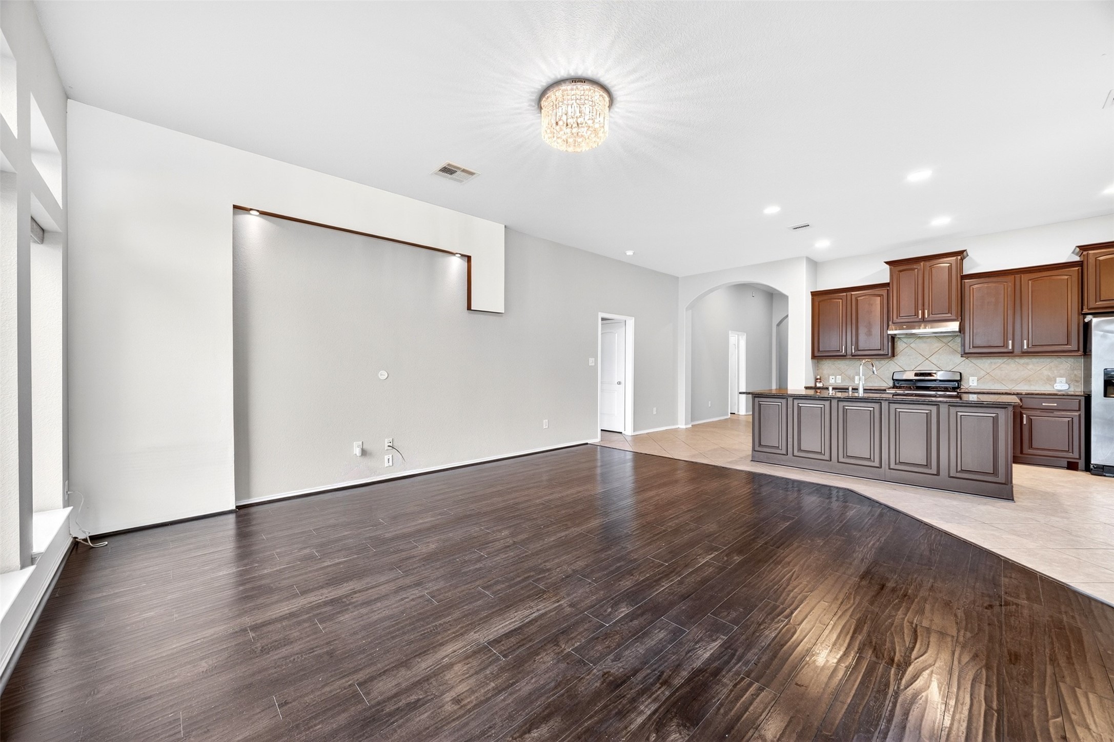 26303 Serenity Oaks Drive Property Photo 6