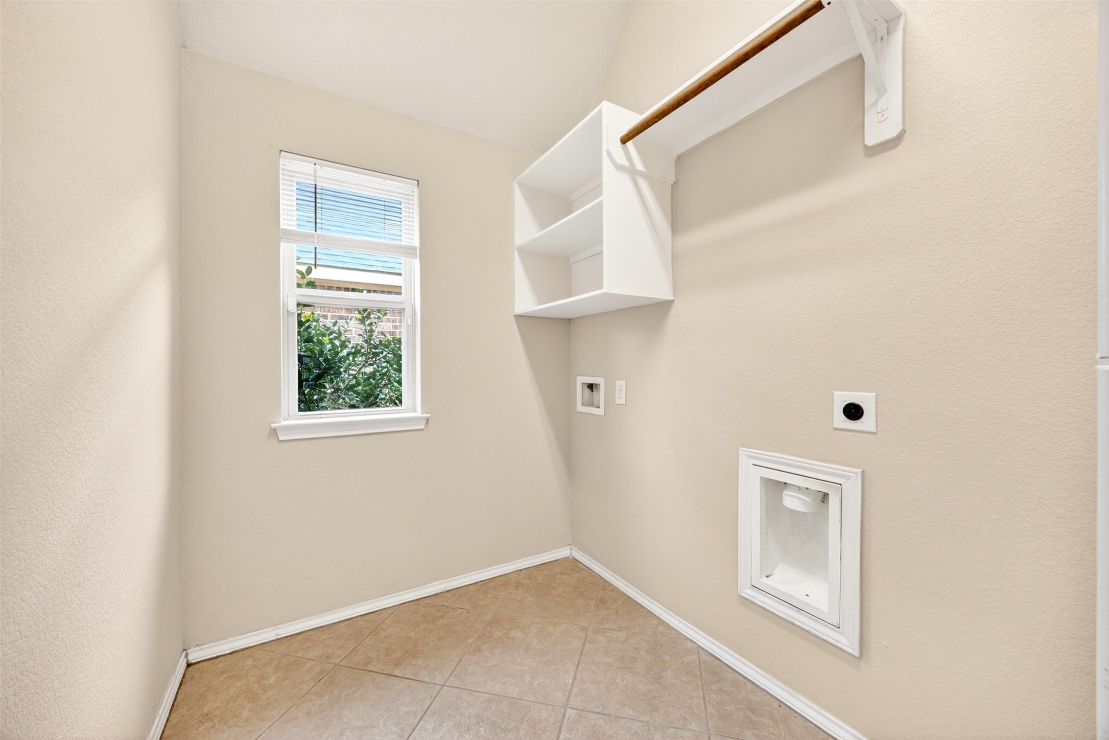 26303 Serenity Oaks Drive Property Photo 26