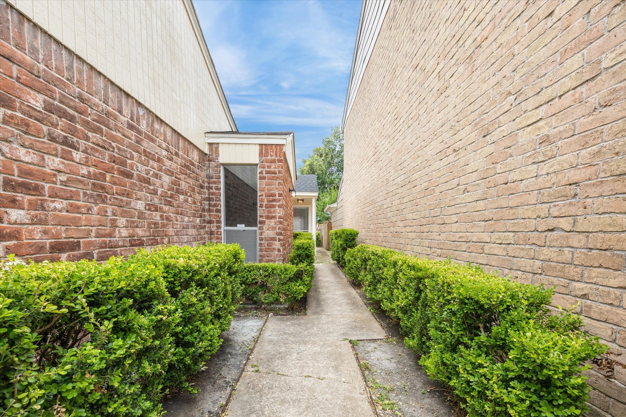 12124 Burdine Street Property Photo 2