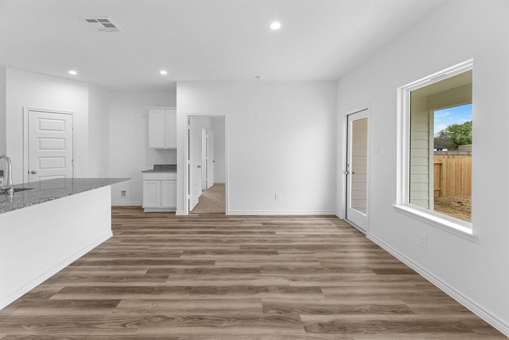 595 Brittany Grove Lane Property Photo 7