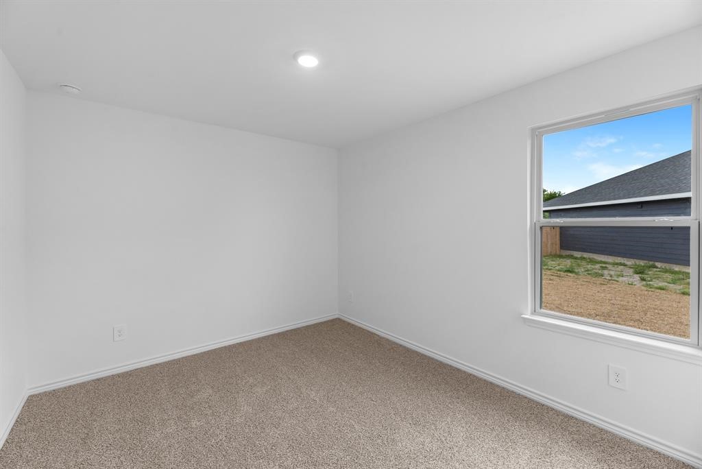 595 Brittany Grove Lane Property Photo 14