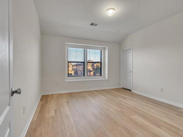4459 Ashberry Pine Lane Property Photo 7
