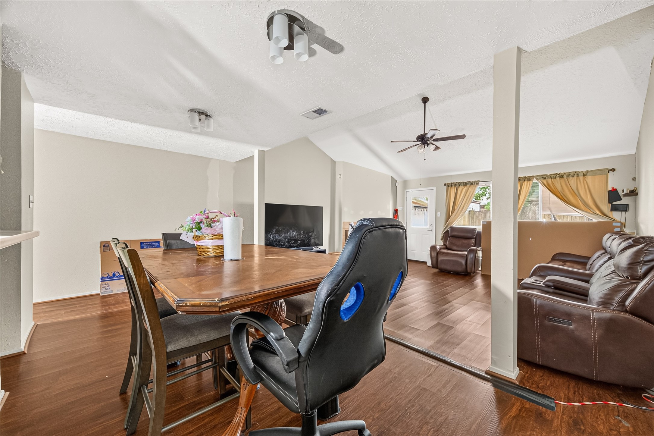 2307 Spring Dusk Lane Property Photo 10