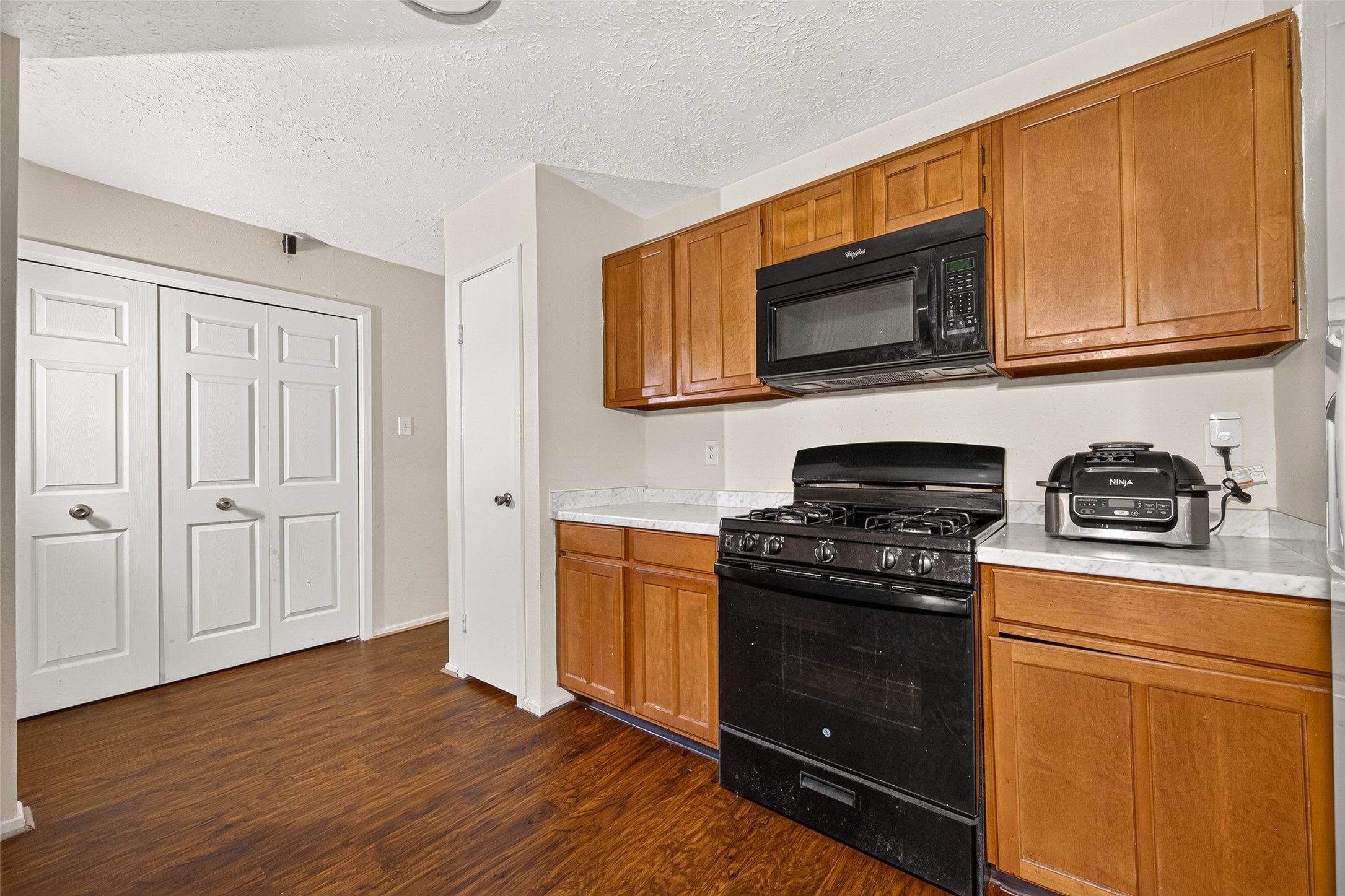 2307 Spring Dusk Lane Property Photo 14