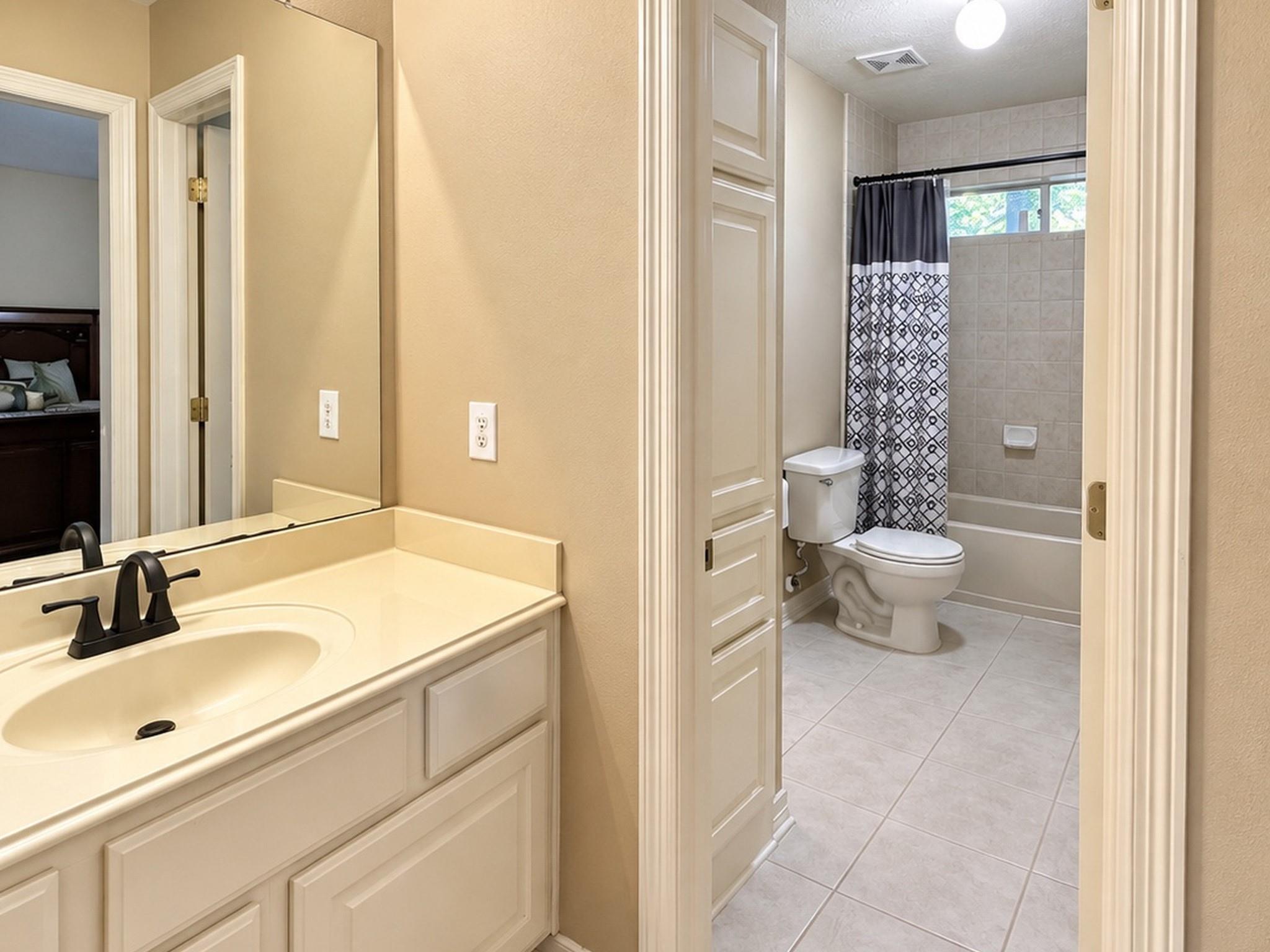 9003 Argonne Stone Lane Property Photo 37