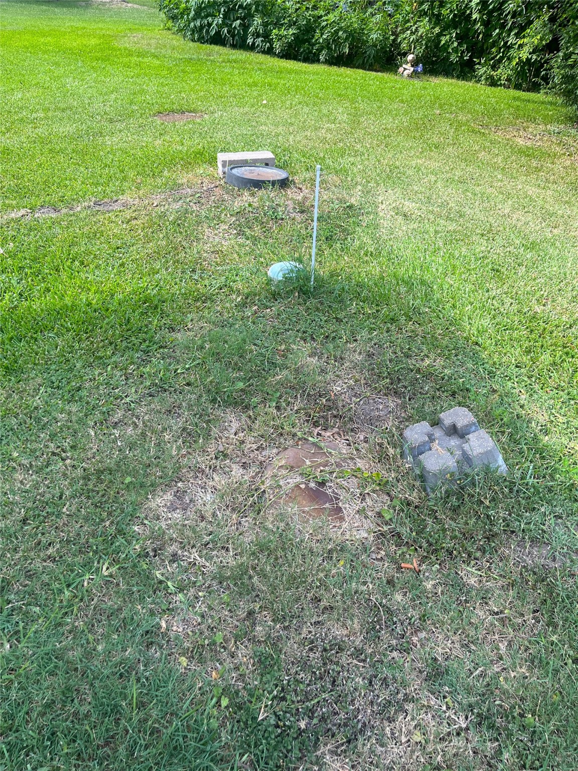 13915 Archwood Street Property Photo 31