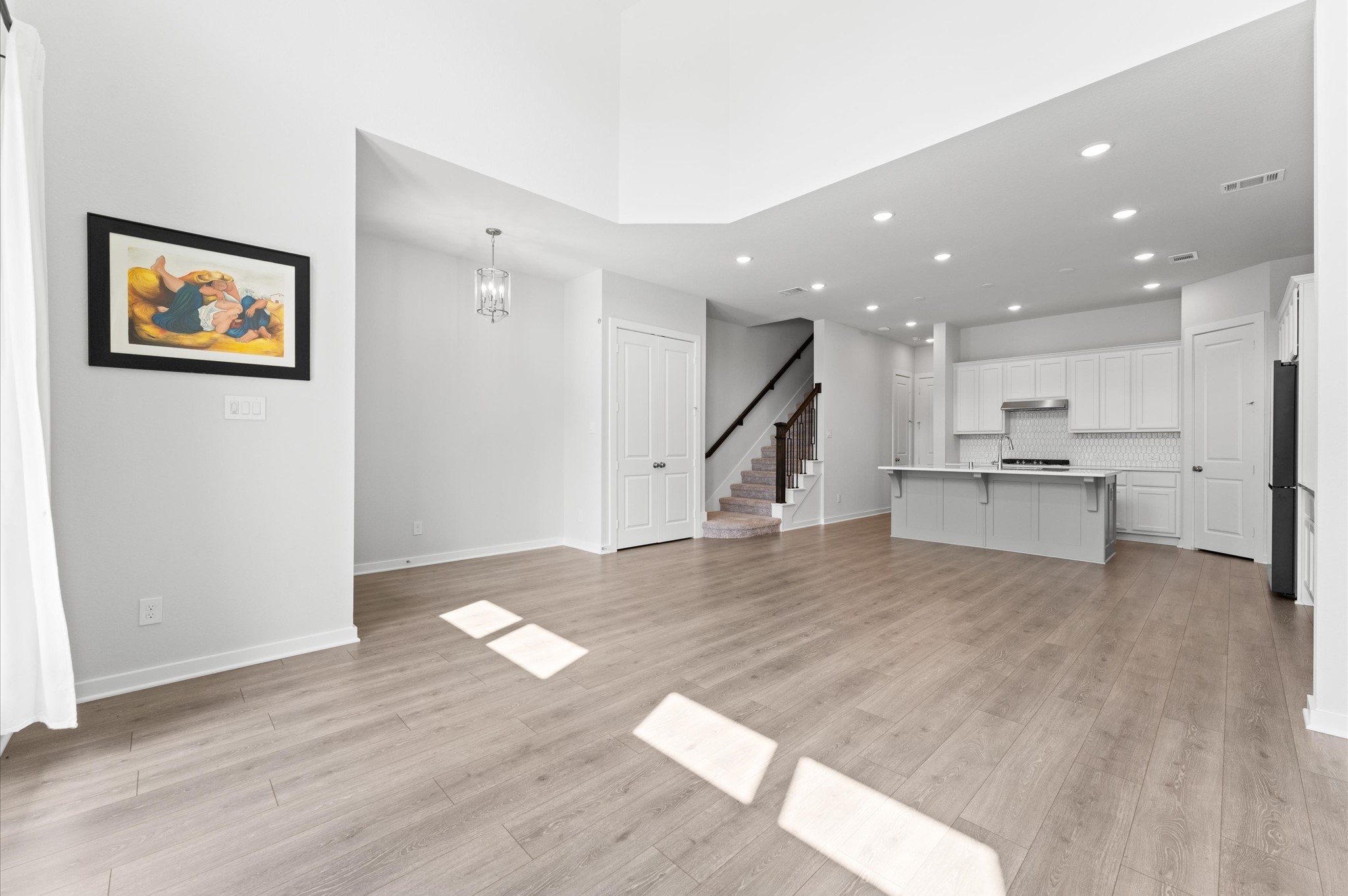 16514 Lake Austin Street Property Photo 6