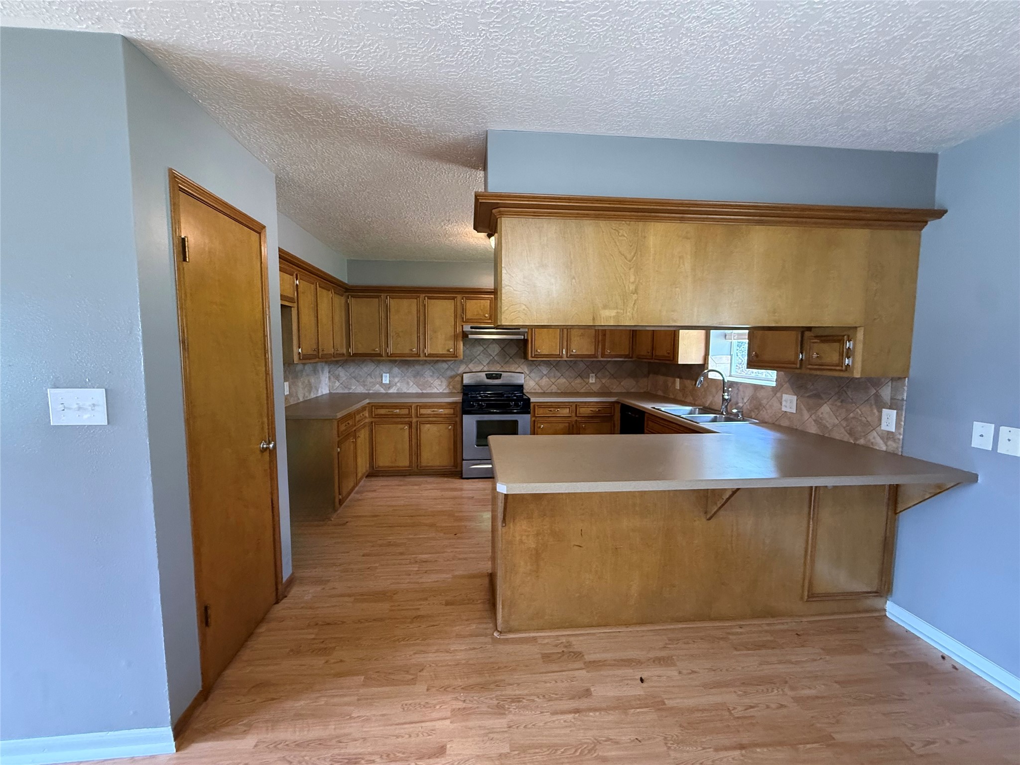 18751 Fm 1484 Rd Property Photo 6