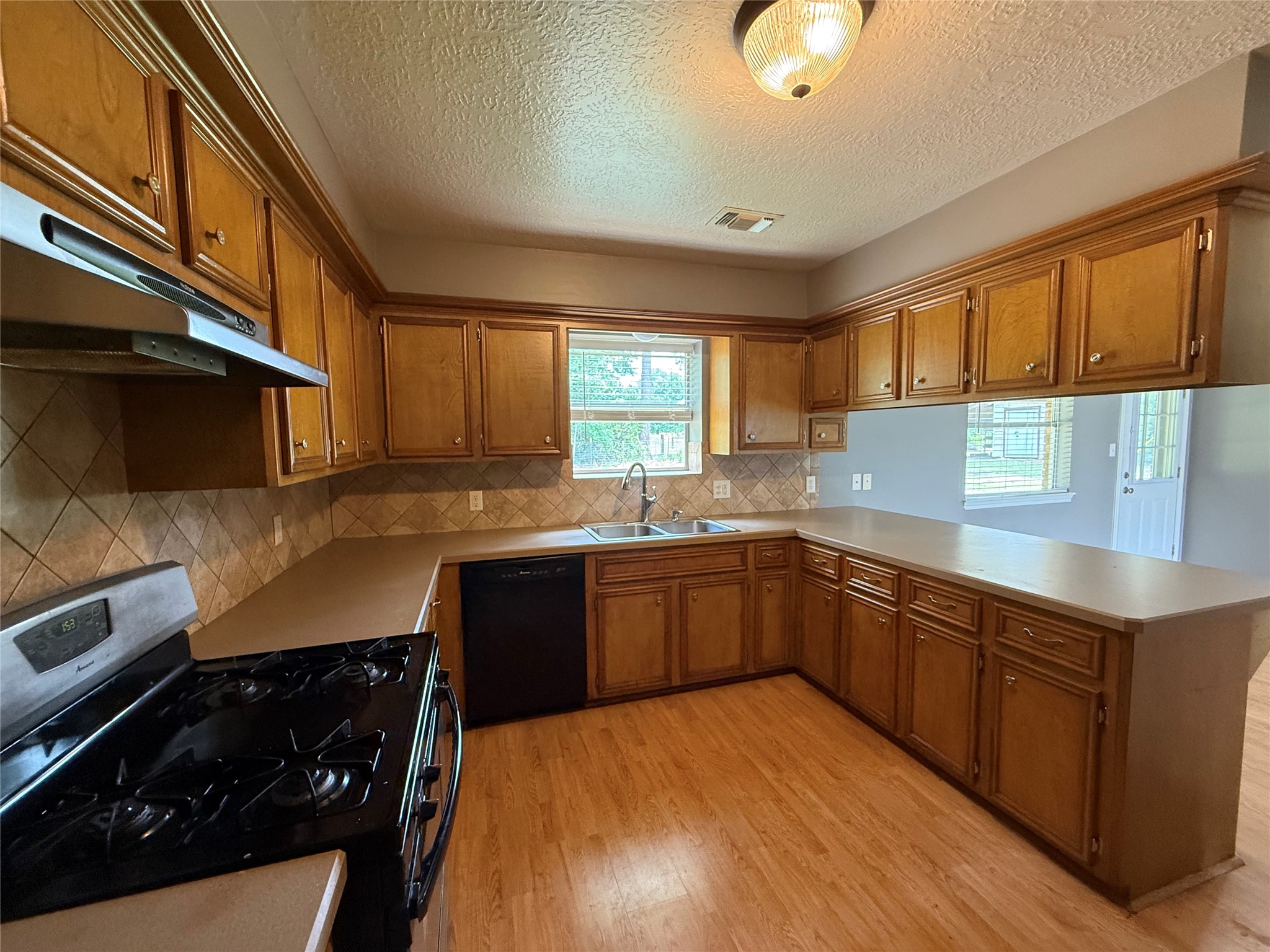 18751 Fm 1484 Rd Property Photo 7