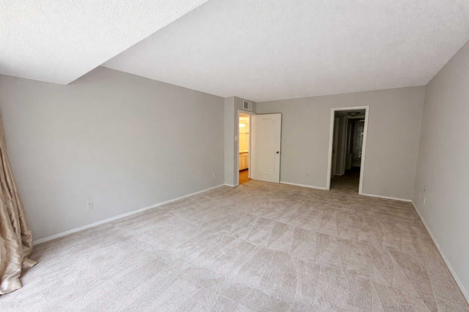 5050 Ambassador Way 111 Property Photo 14
