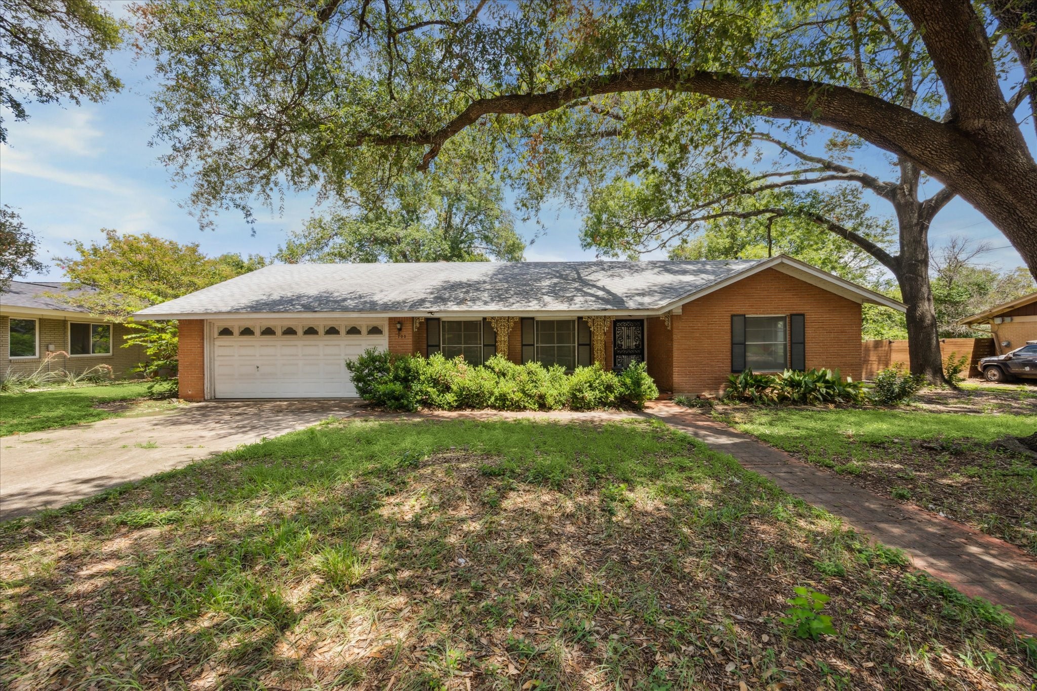 5703 Marilyn Drive Property Photo 1
