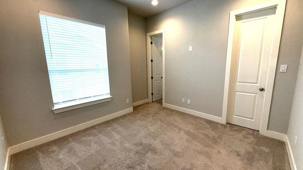 10926 Brookeshire Chase Lane Property Photo 8