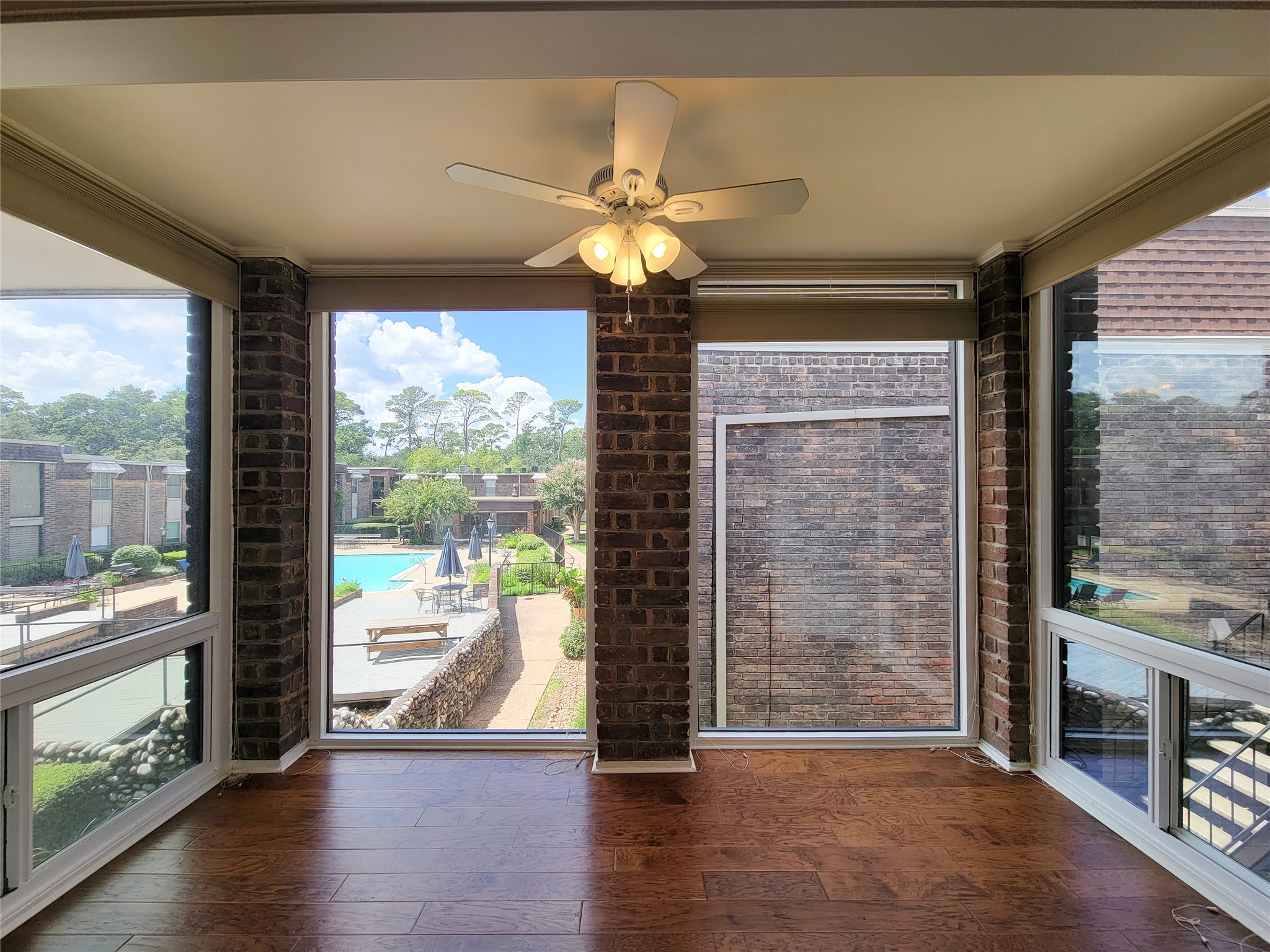 7575 Katy Freeway 111 Property Photo 7