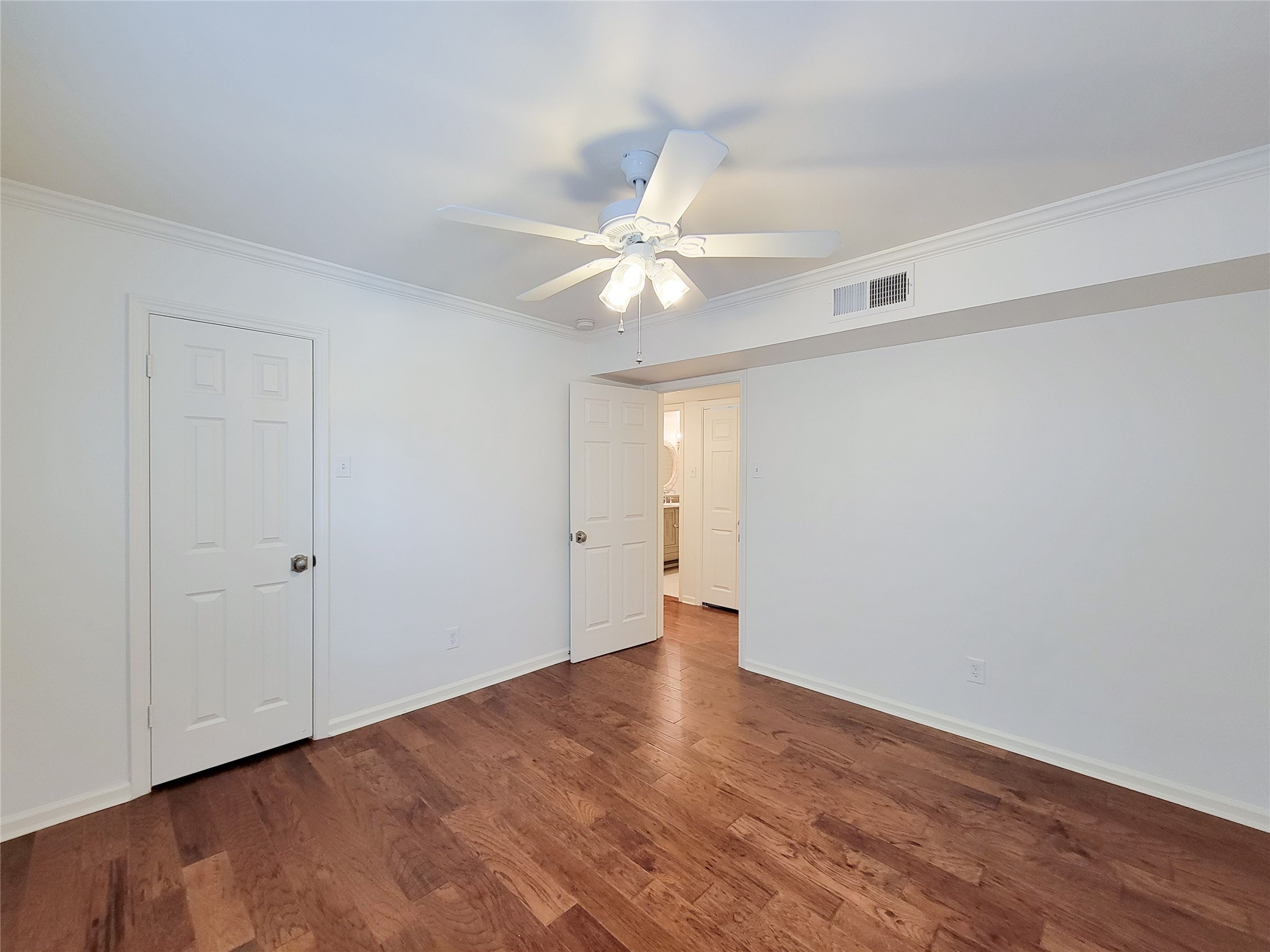 7575 Katy Freeway 111 Property Photo 16