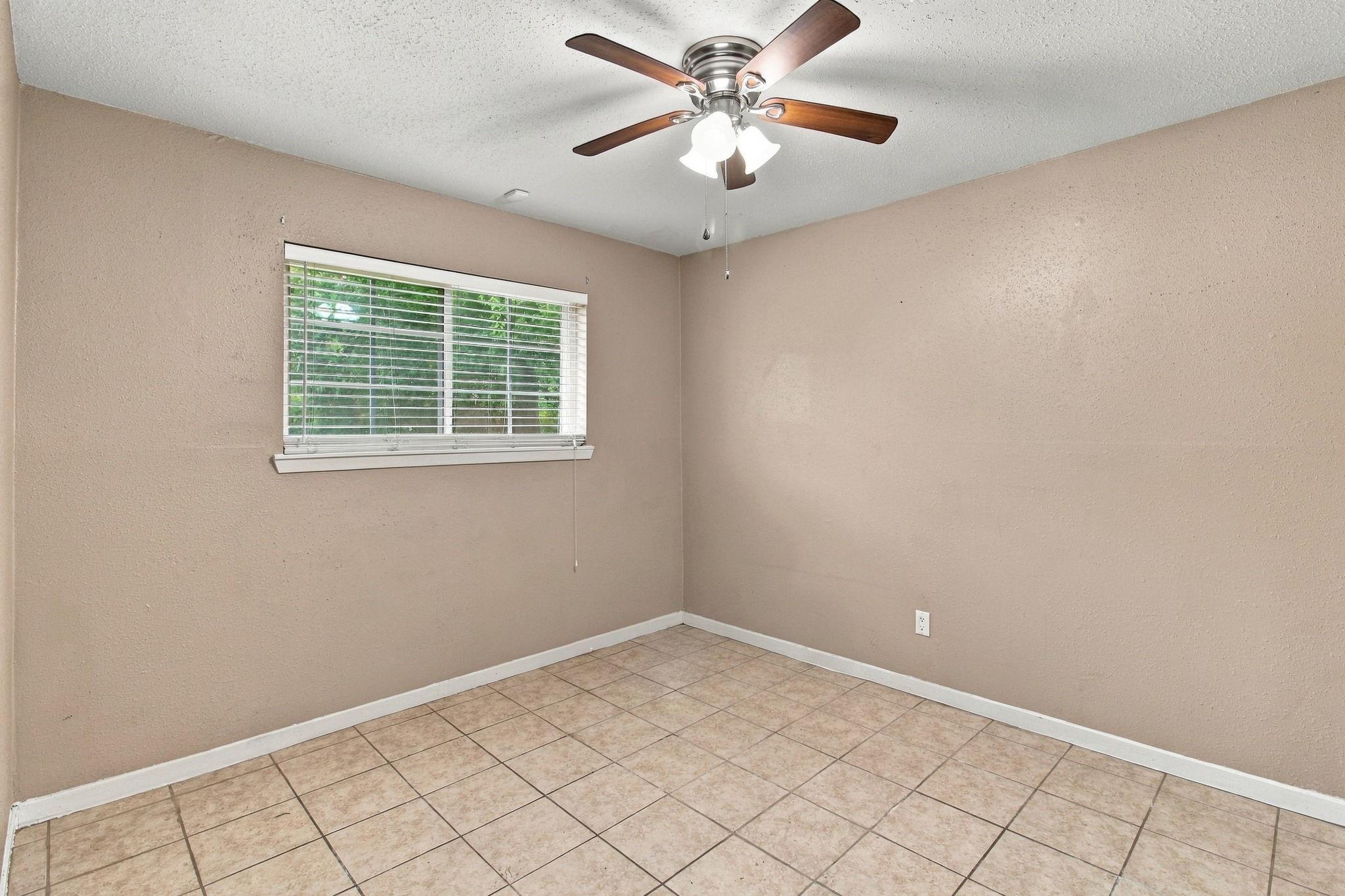 719 Kilpatrick Street Property Photo 10