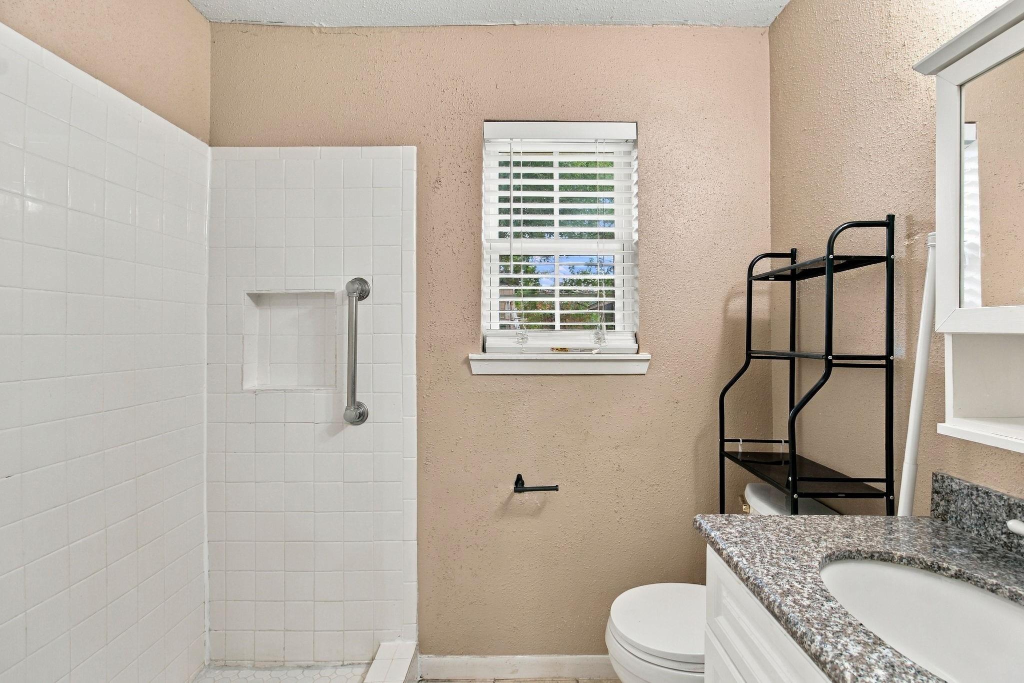 719 Kilpatrick Street Property Photo 13