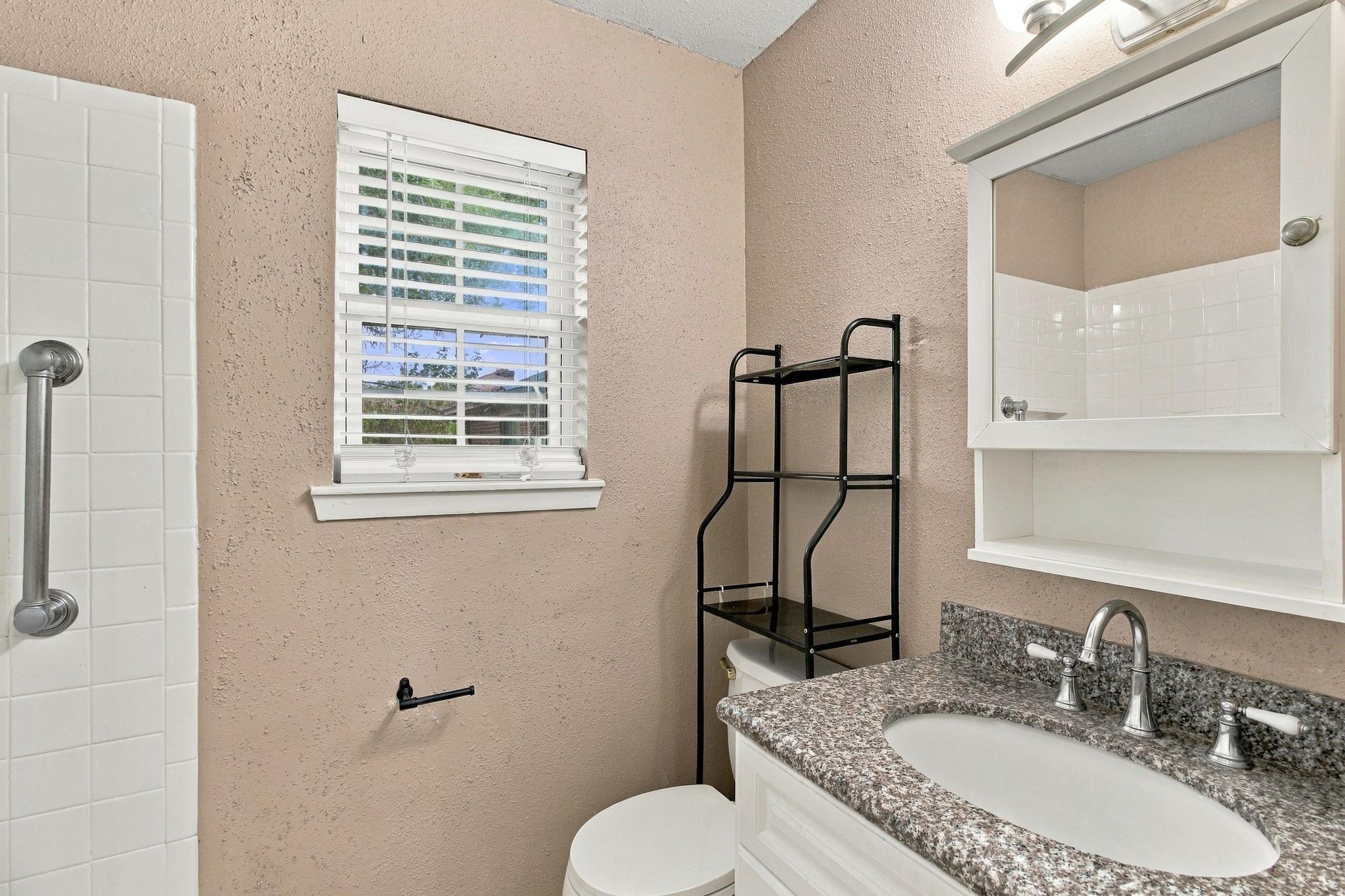 719 Kilpatrick Street Property Photo 14