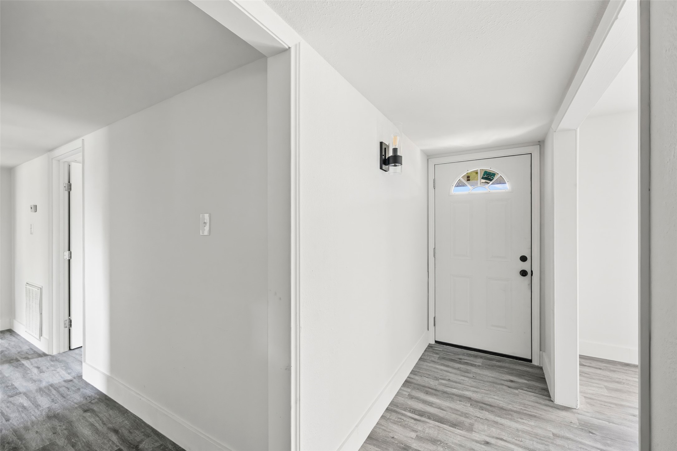 3907 Sandy Meadow Lane Property Photo 5