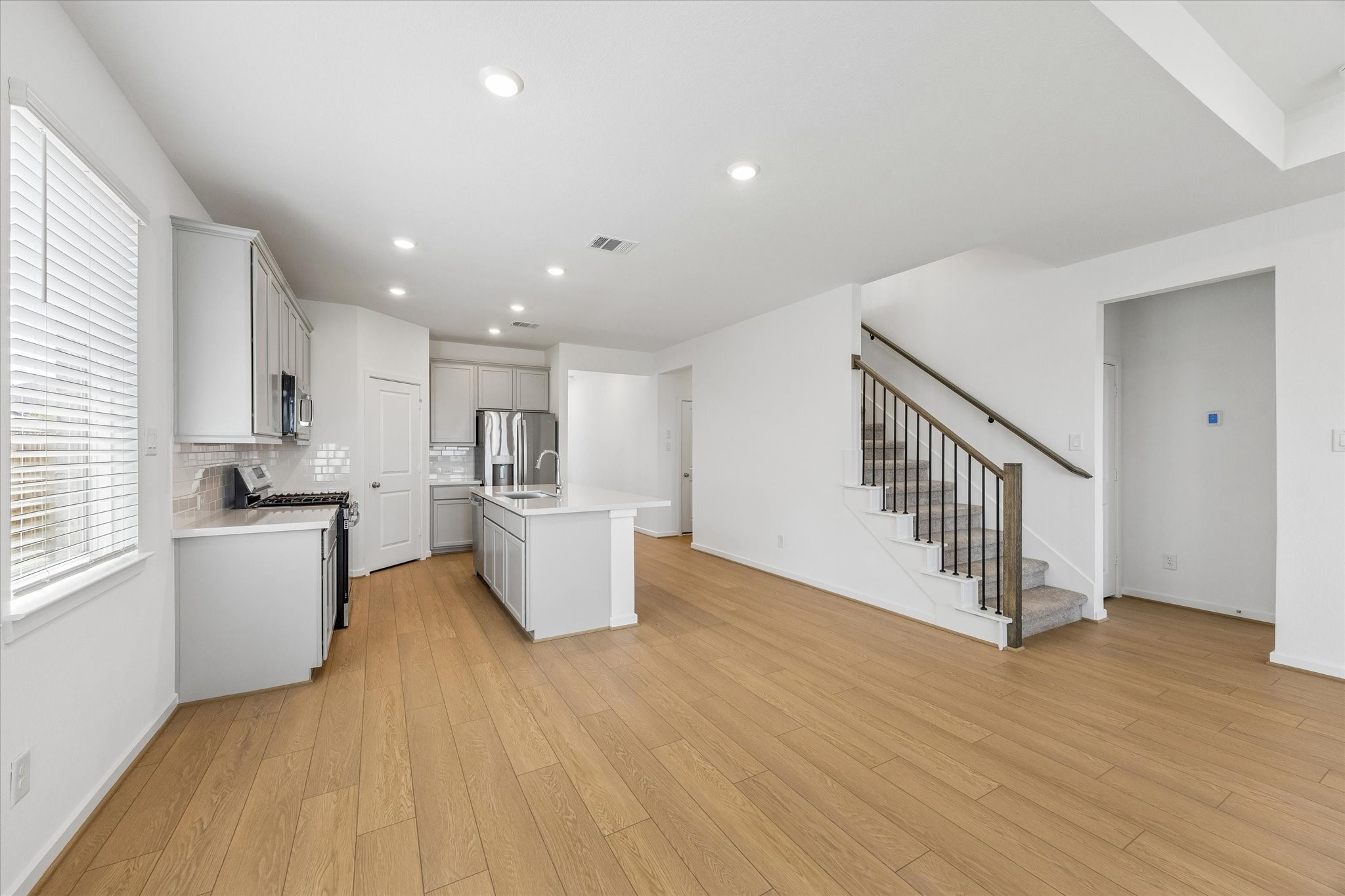 21542 Coronado Green Drive Property Photo 15