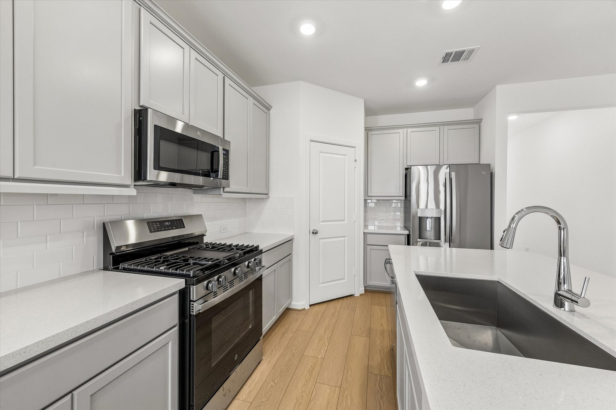 21542 Coronado Green Drive Property Photo 18
