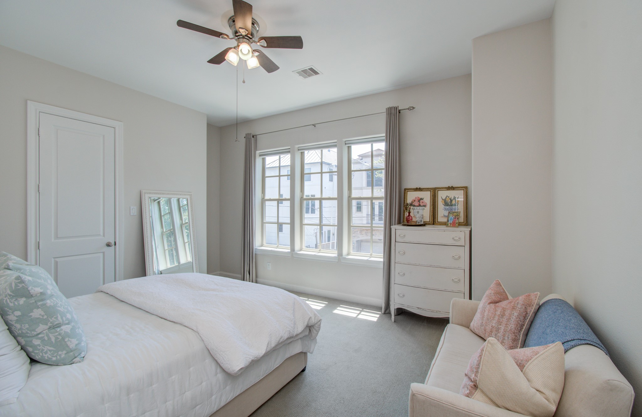 5704 Petty Street Property Photo 11