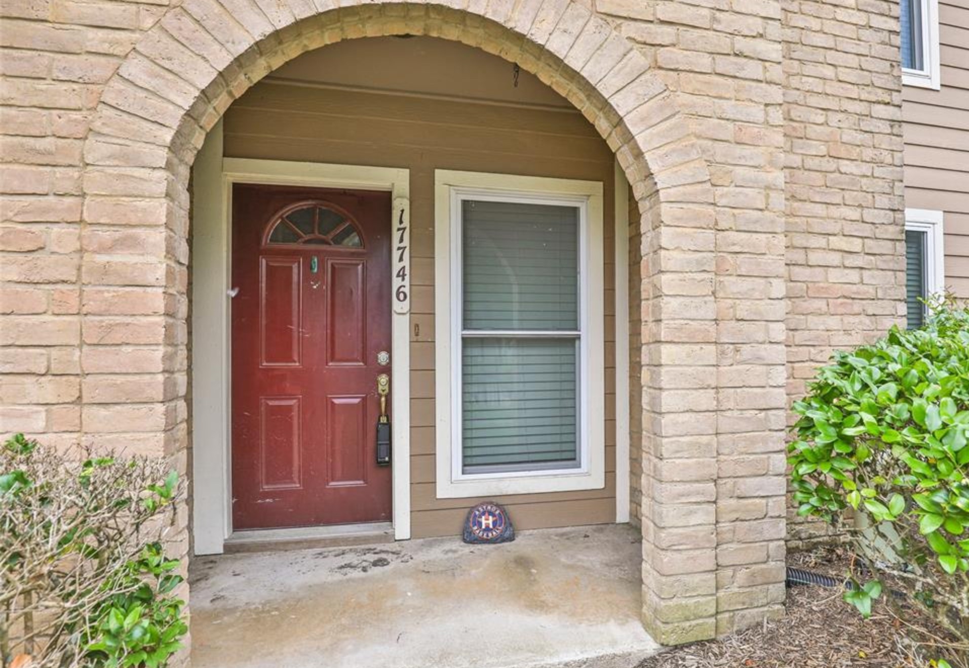 Armand Bayou Elementary School Real Estate Listings Main Image