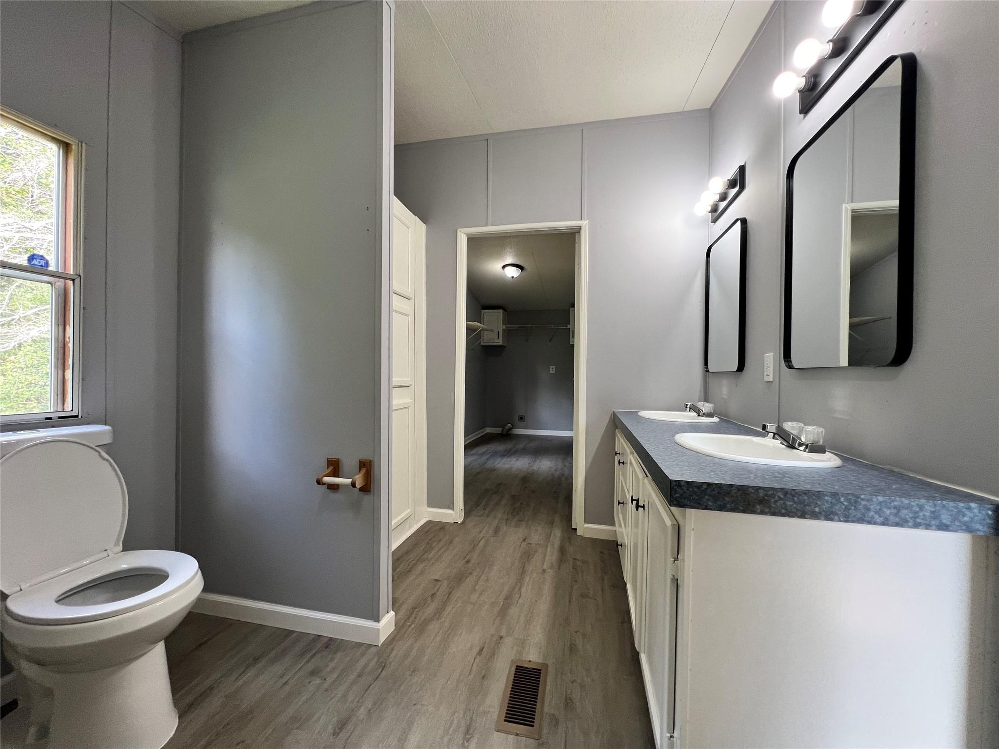 16092 Lone Star Ranch Drive Property Photo 18