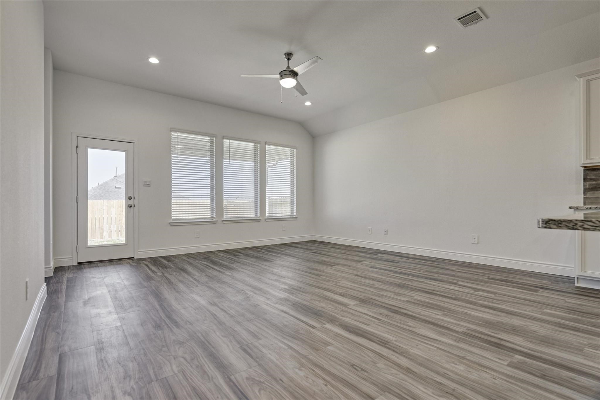 981 Youth Water Road Property Photo 27