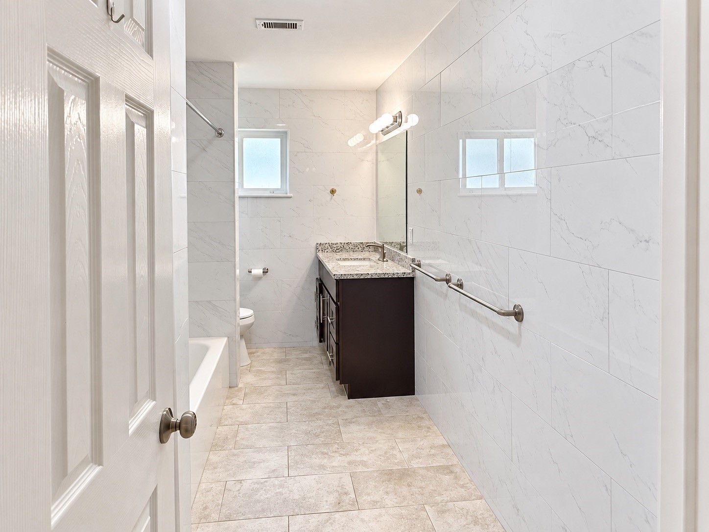 8215 Leader Street Property Photo 9