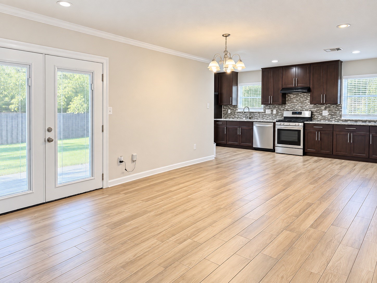 8215 Leader Street Property Photo 16