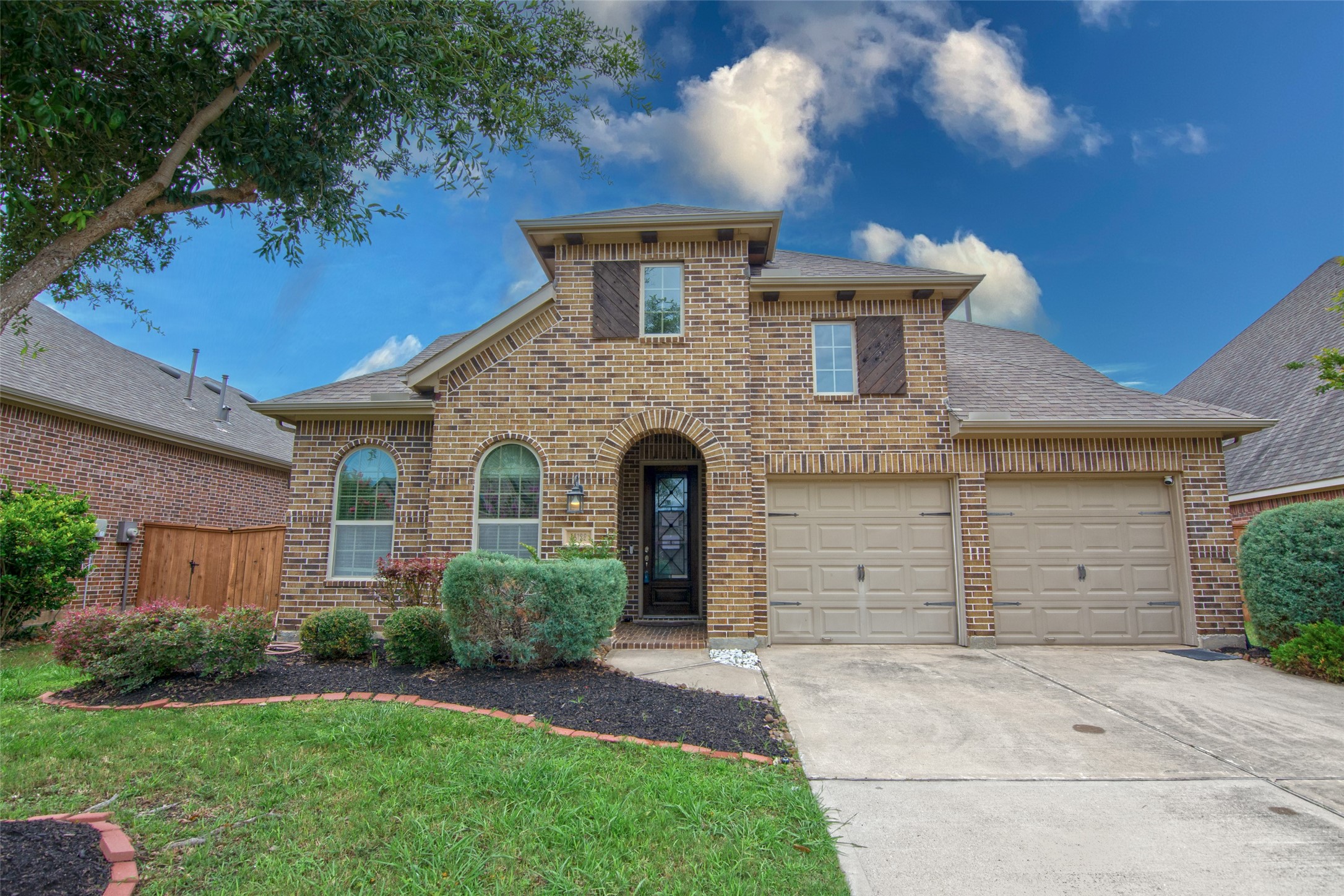 18122 Glenlyon Drive Property Photo 1