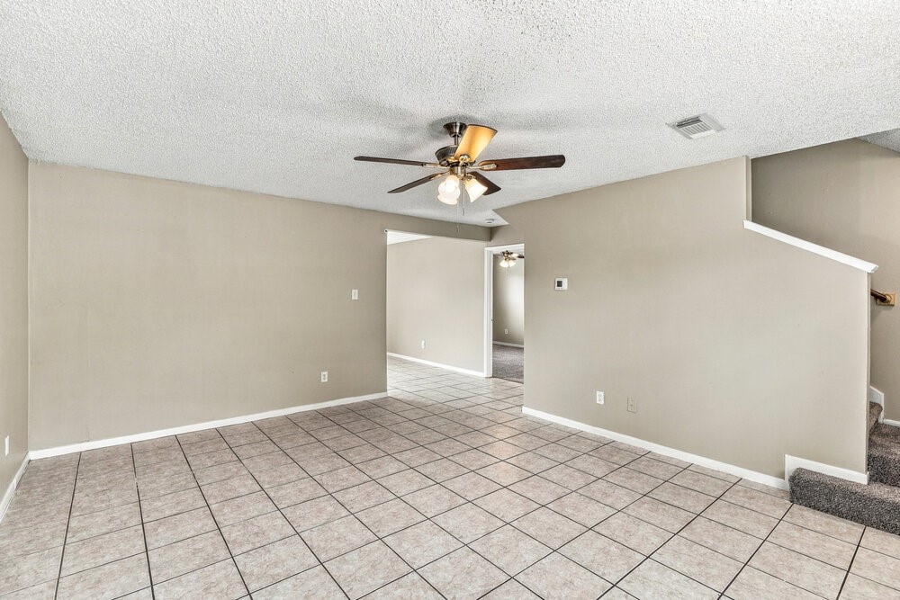 7710 Ellis Drive Property Photo 6