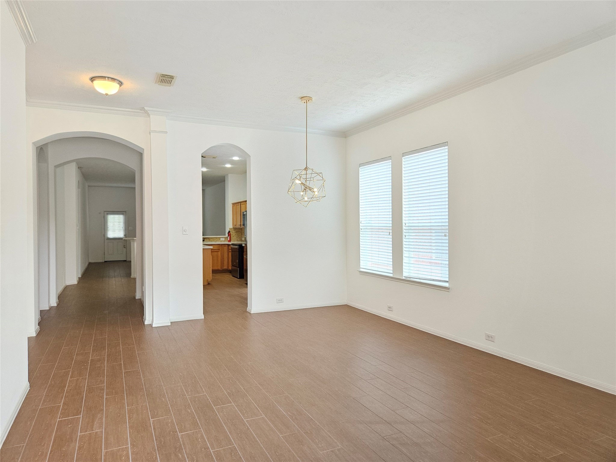 20610 Raingreen Drive Property Photo 4