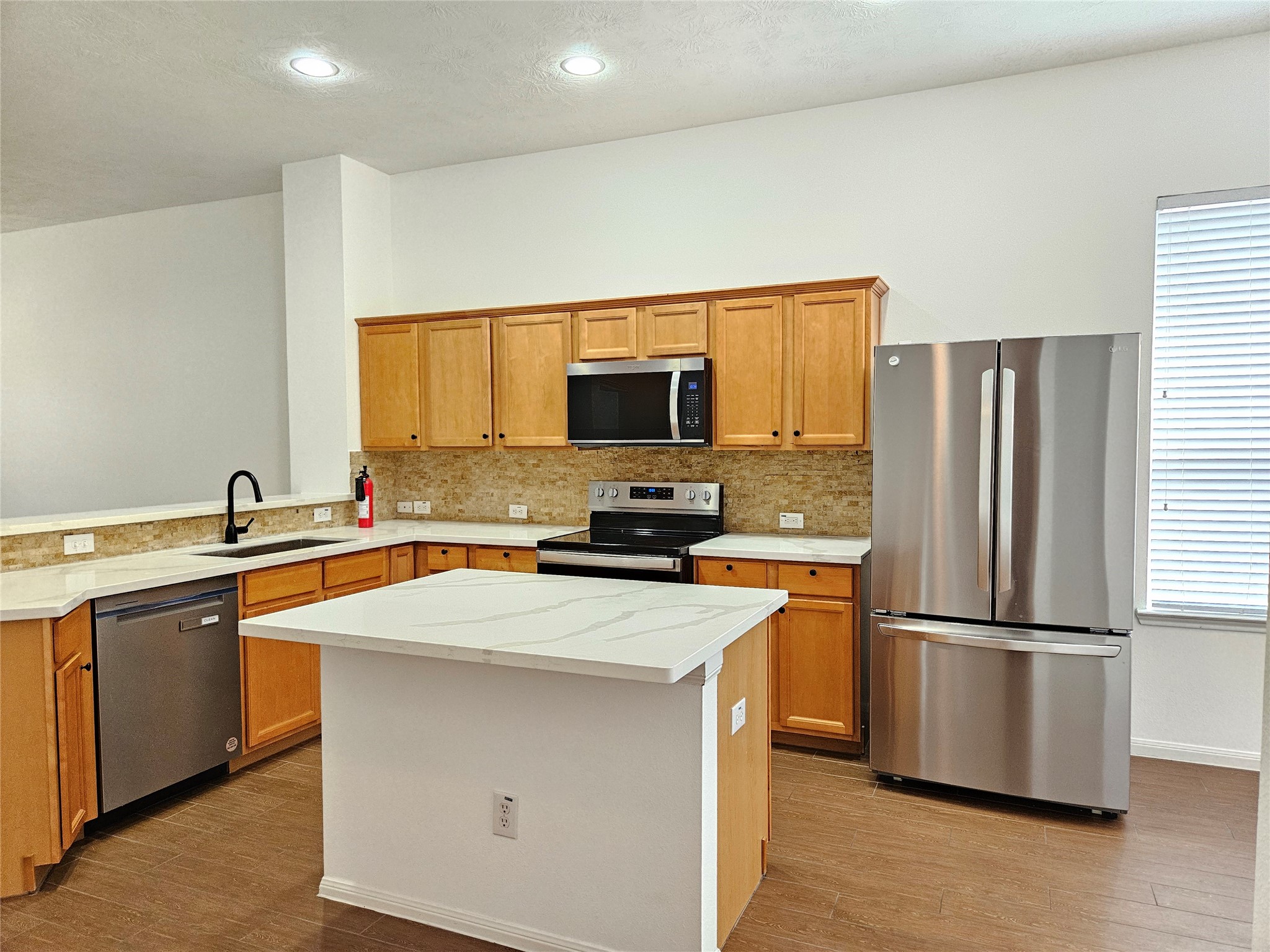 20610 Raingreen Drive Property Photo 9