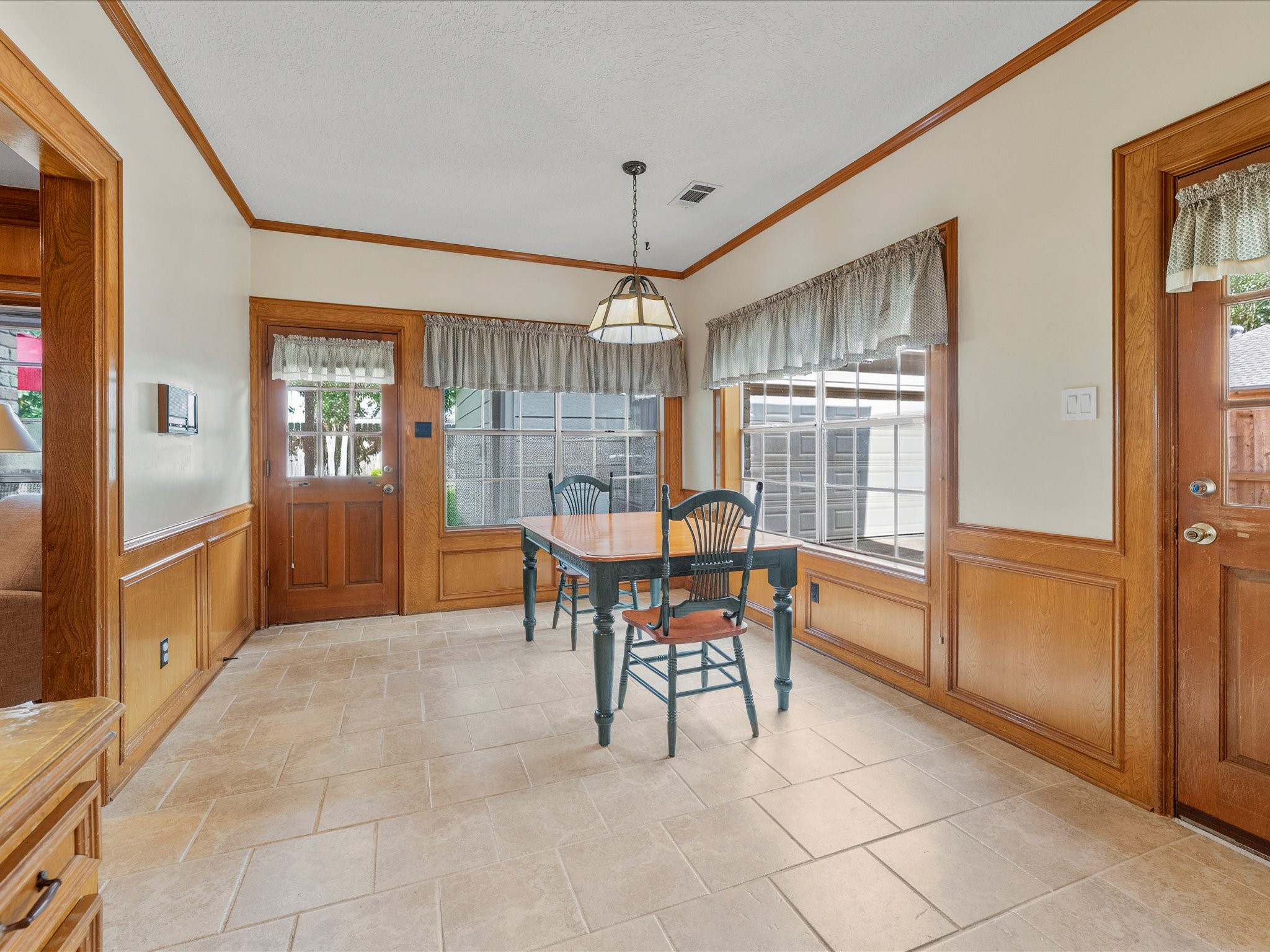 926 Caswell Court Property Photo 16