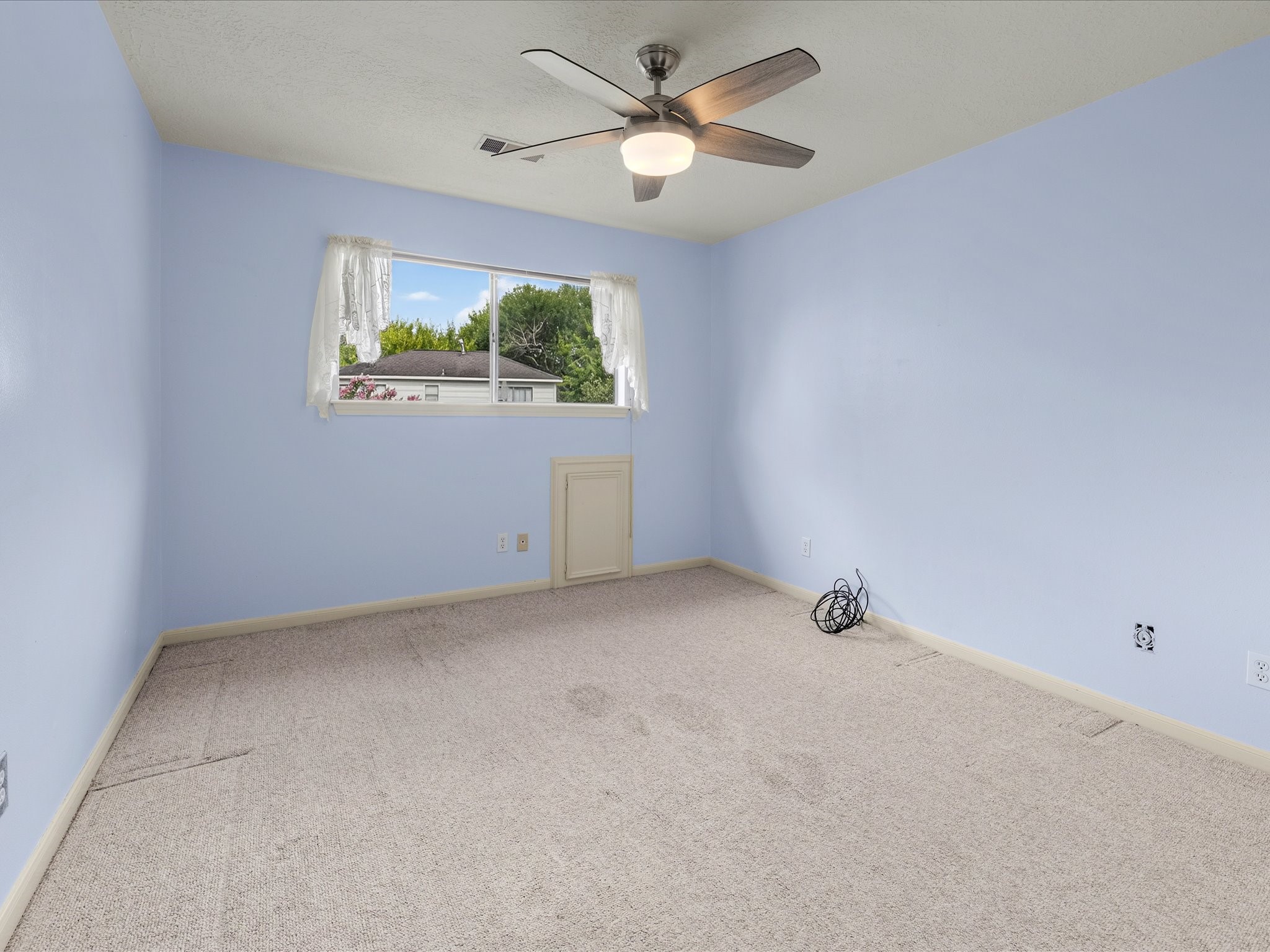 926 Caswell Court Property Photo 28