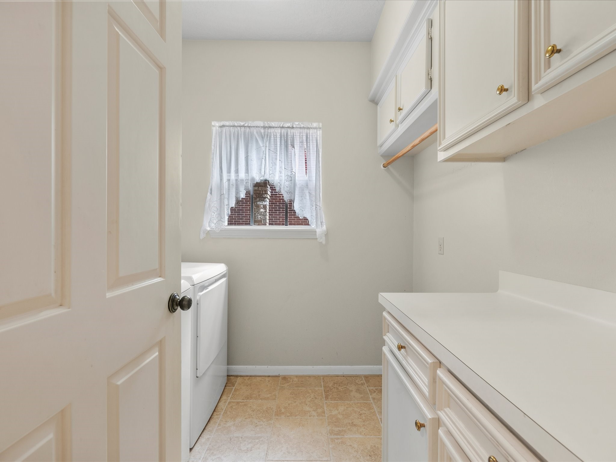926 Caswell Court Property Photo 38