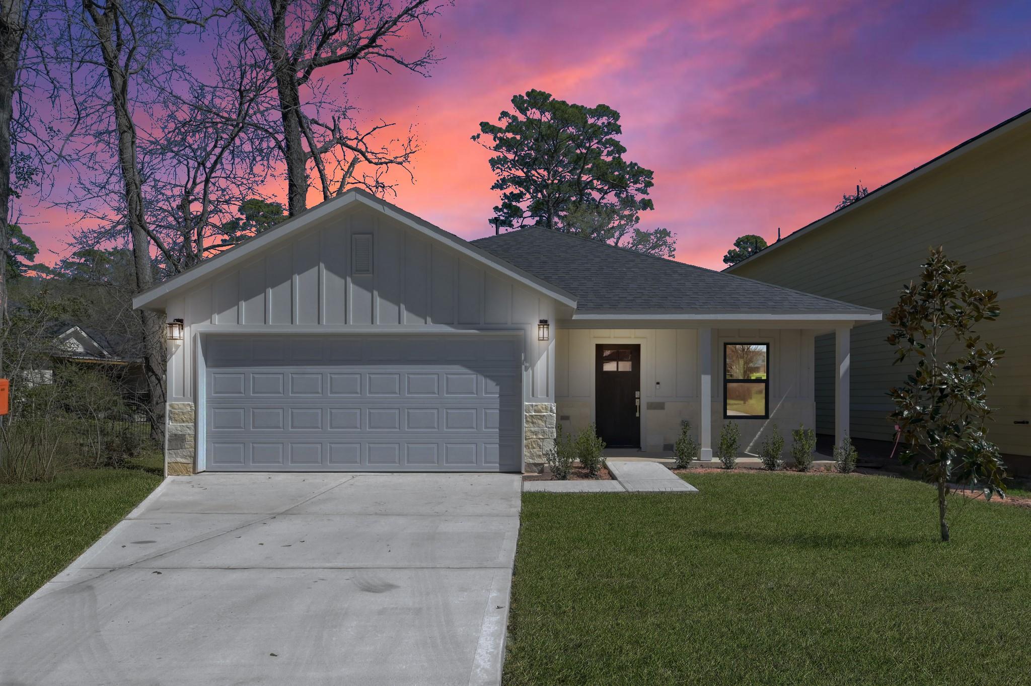 106 Harbor Court Drive, Conroe TX 77356 Property Photo 1