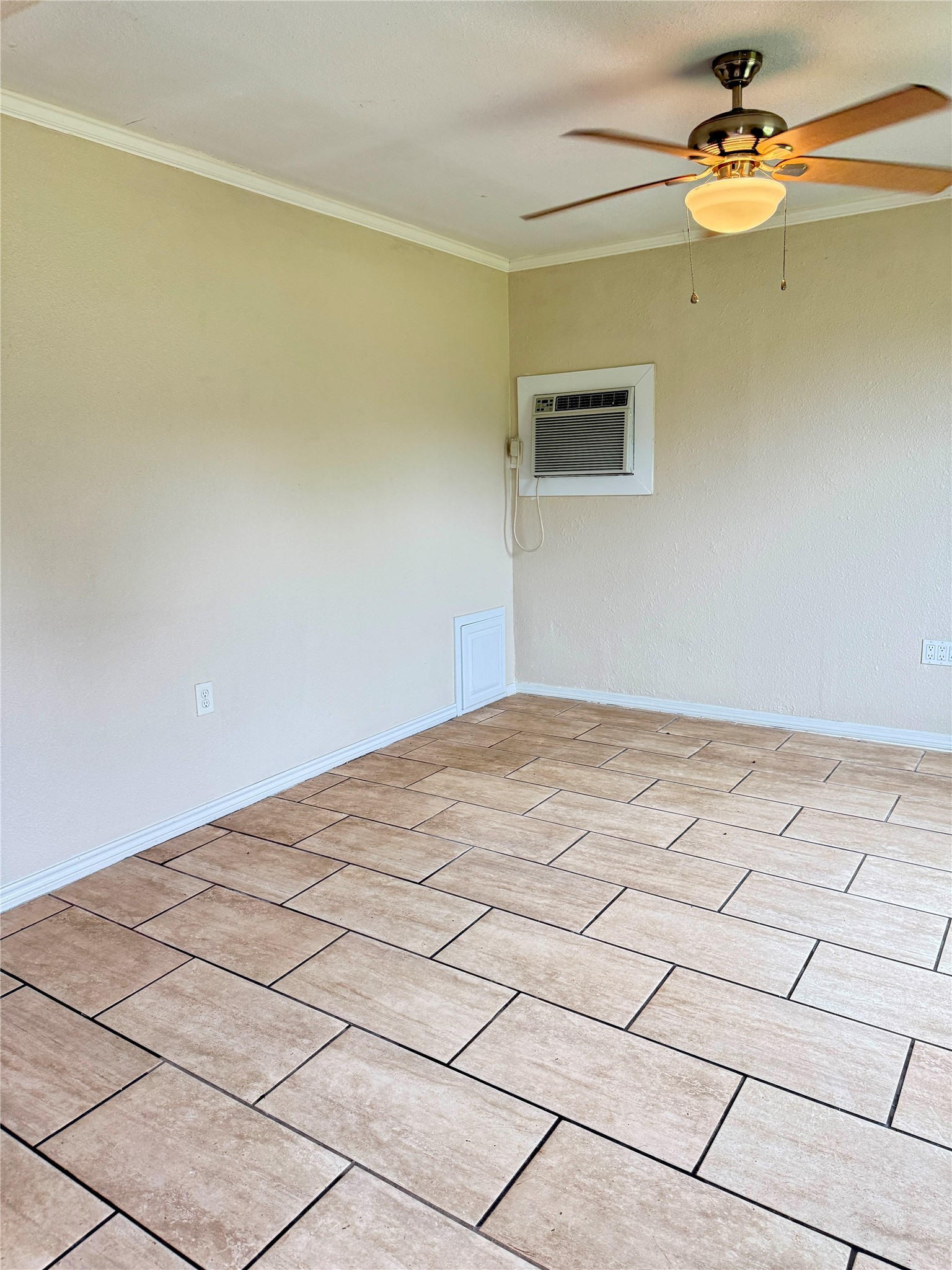 17433 Cr-945 Property Photo 2