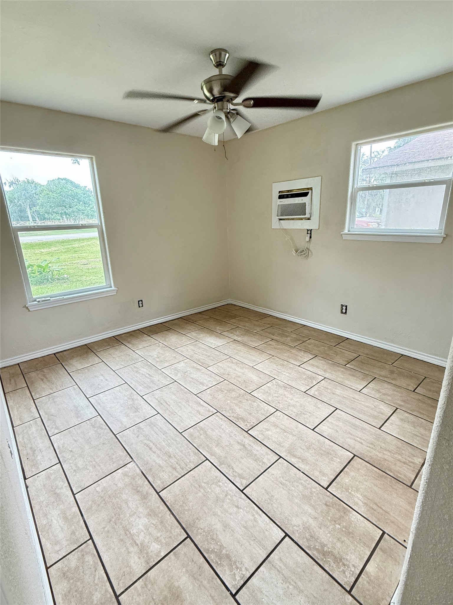 17433 Cr-945 Property Photo 5