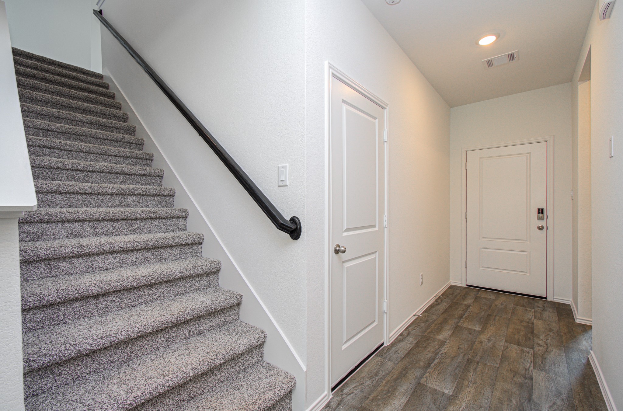 3046 Bloomsbury Terrace Drive Property Photo 7