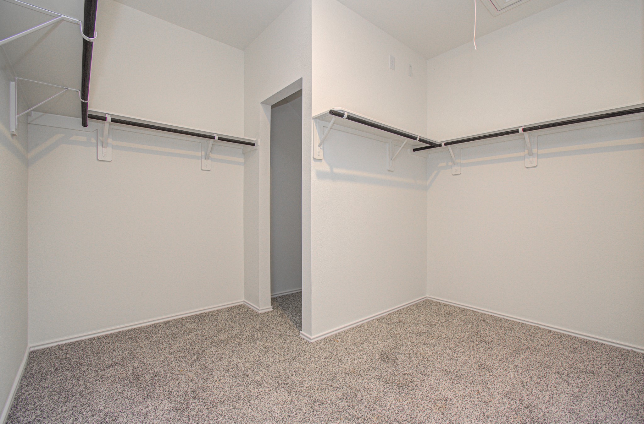 3046 Bloomsbury Terrace Drive Property Photo 27
