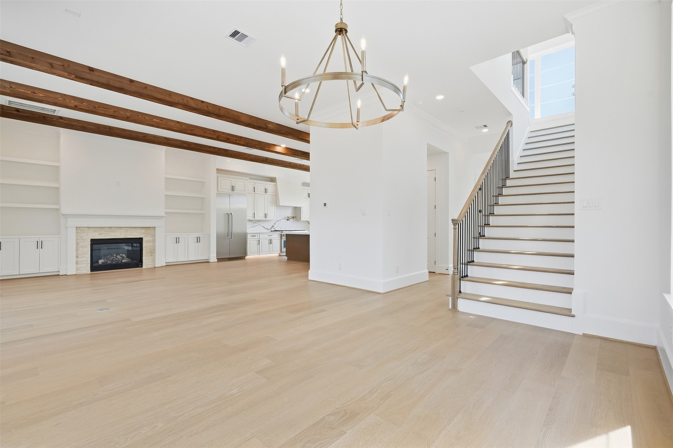 2111 Nantucket Drive D Property Photo 10