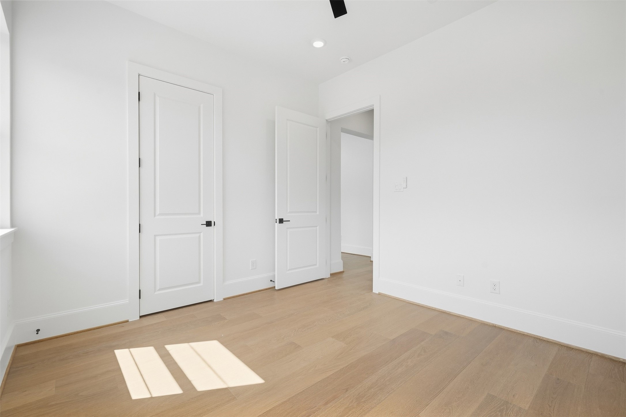 2111 Nantucket Drive D Property Photo 21